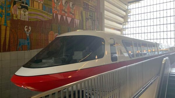 Monorail red
