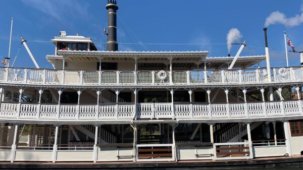 Liberty Belle Riverboat resumes operation at the Magic Kingdom
