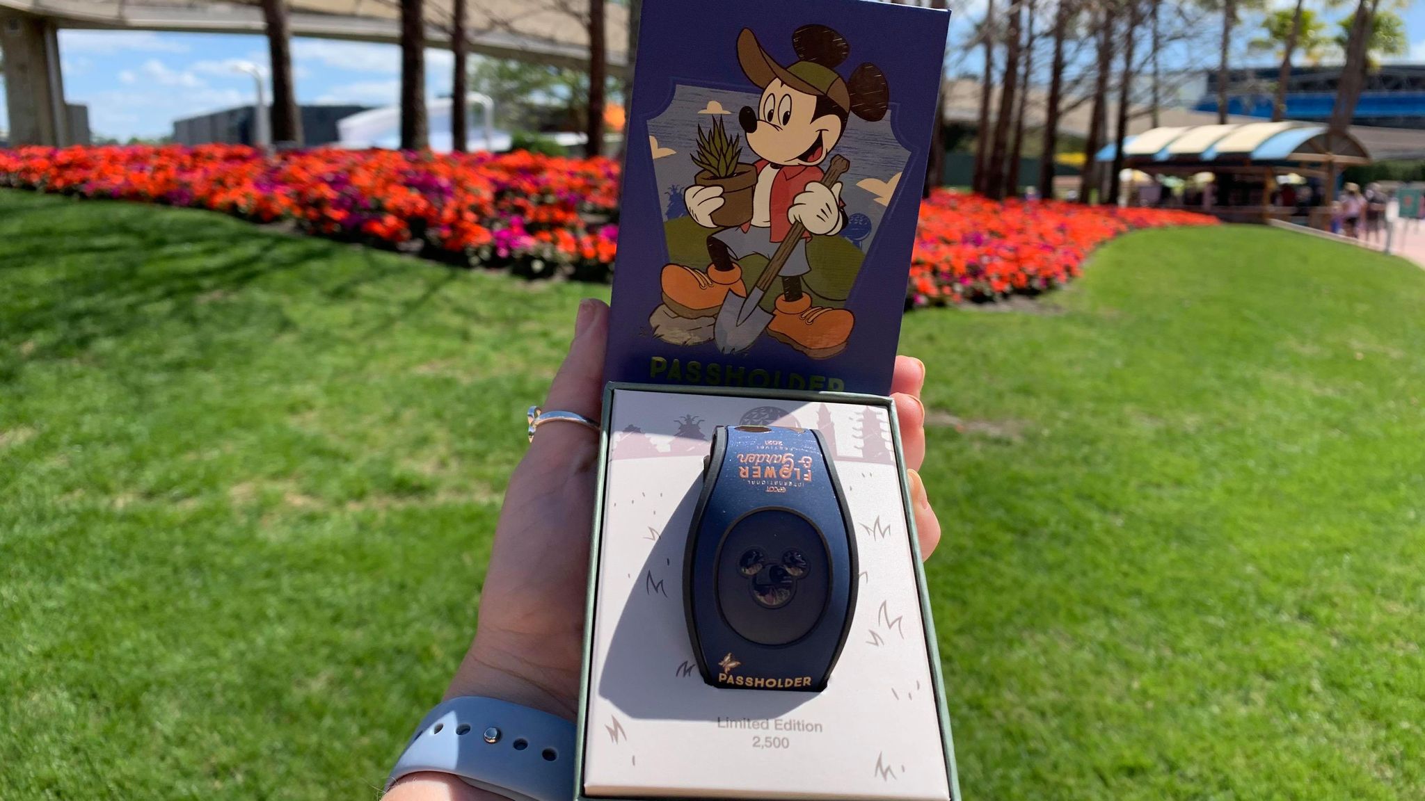 New Flower and Garden Passholder MagicBand Has Bloomed At Epcot