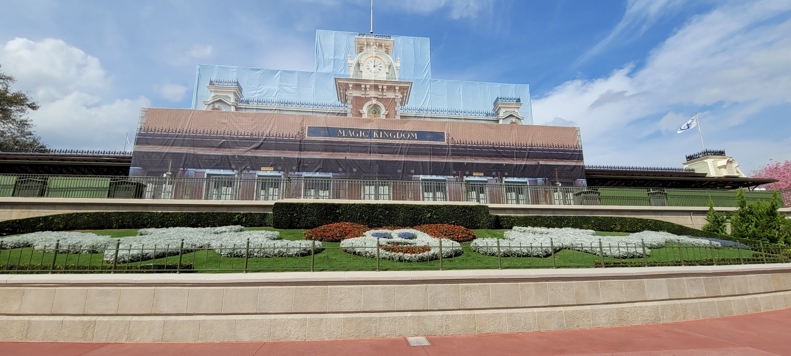 Magic Kingdom testing Facial Recognition for theme park entry