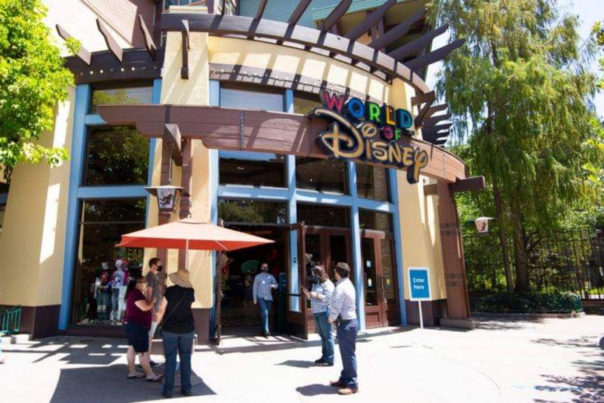 Downtown Disney extends hours for "A Touch of Disney" event