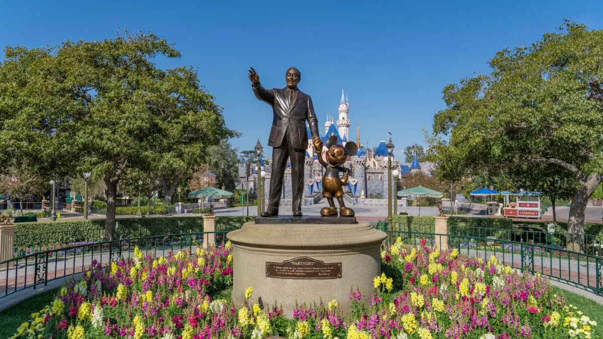 Bob Chapek looking at Late April Reopening for Disneyland
