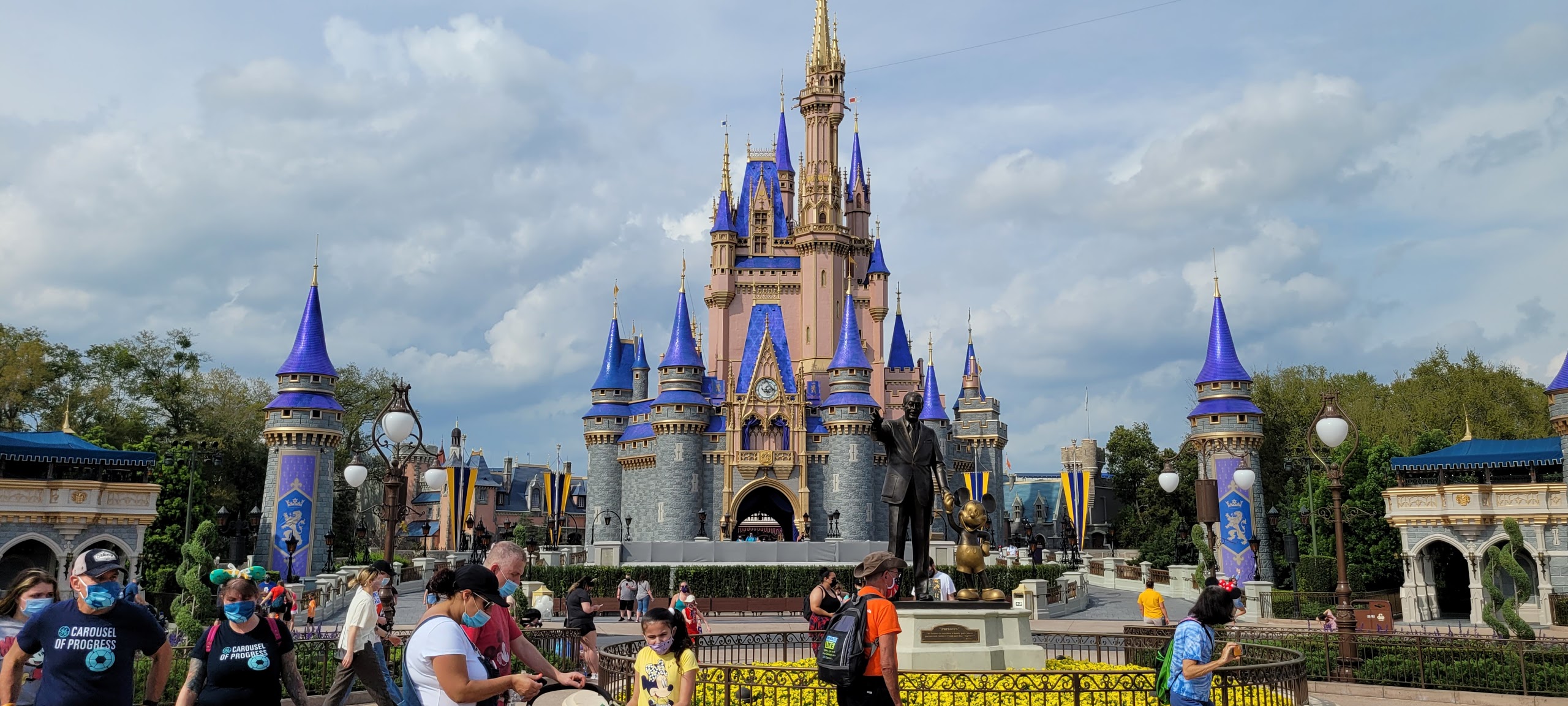 Disney World Extends theme park hours through first week of April