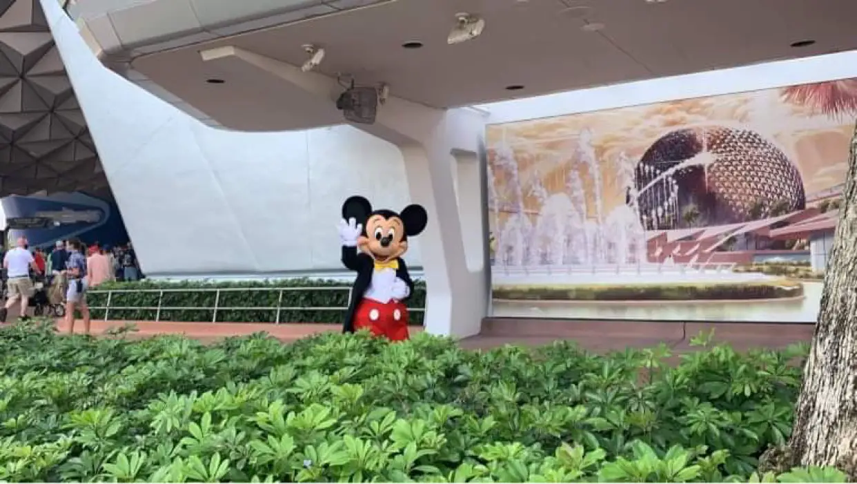 Mickey and Friends Character Cavalcade in Epcot ending in May