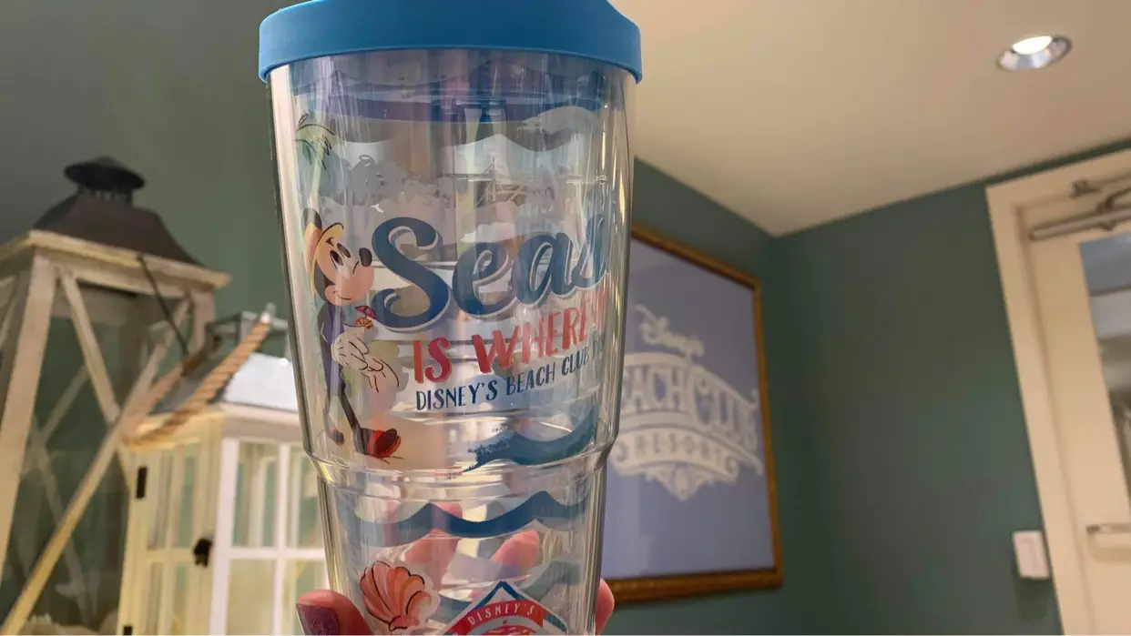 We are in love with this new Beach Club Tervis