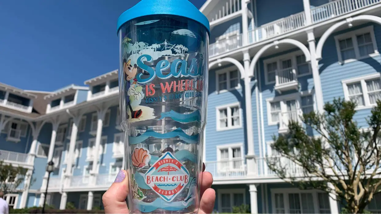 We are in love with this new Beach Club Tervis