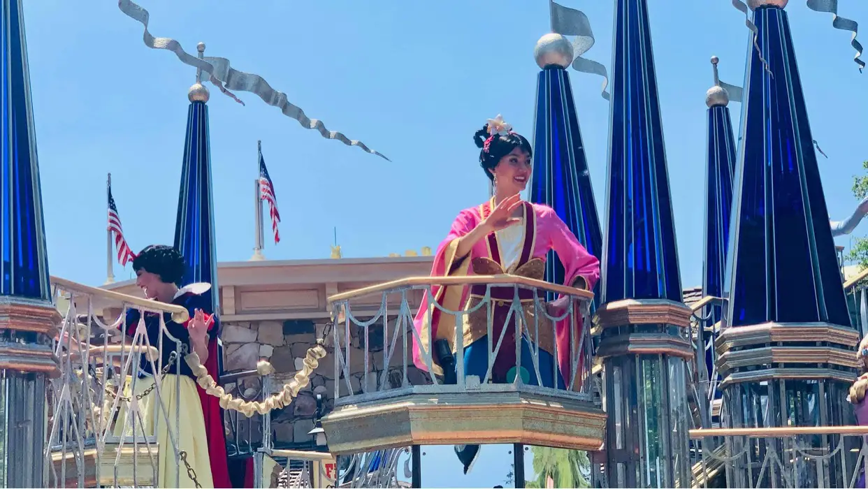 Mulan is now greeting guests at the Magic Kingdom!