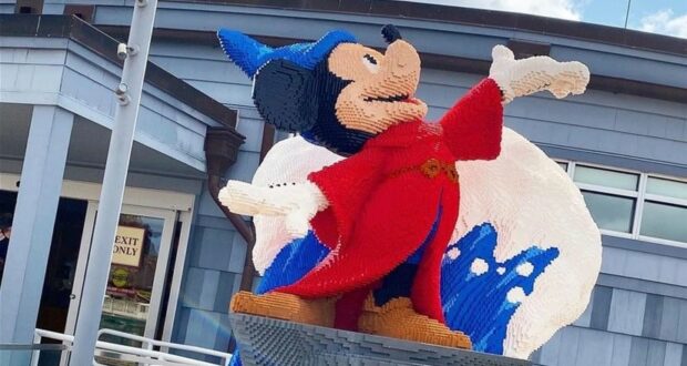 Sorcerer Mickey is the newest Lego Statue at Disney Springs