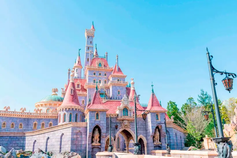 Tokyo Disney Resort to lower theme park capacity due to COVID-19 concerns