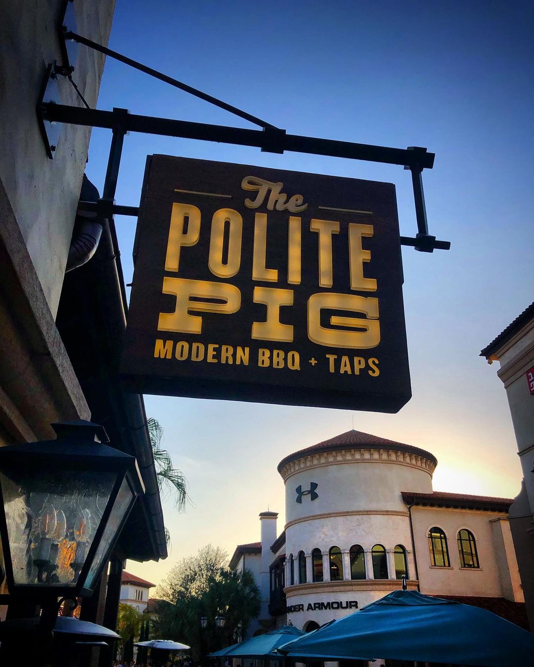 Polite Pig in Disney Springs is hiring