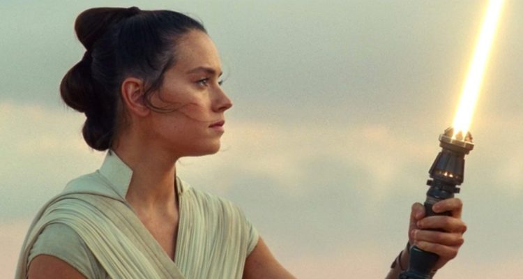 Daisy Ridley "In Talks" with Lucasfilm to Return as Rey for Future Star Wars Projects