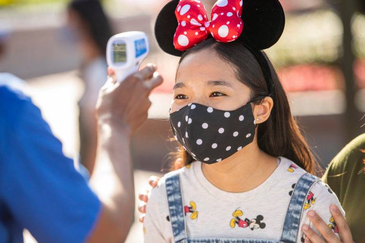 Disneyland to end temperature screenings