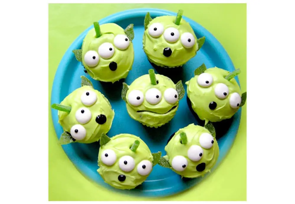 Toy Story Green Alien Cupcakes You Can Make At Home!