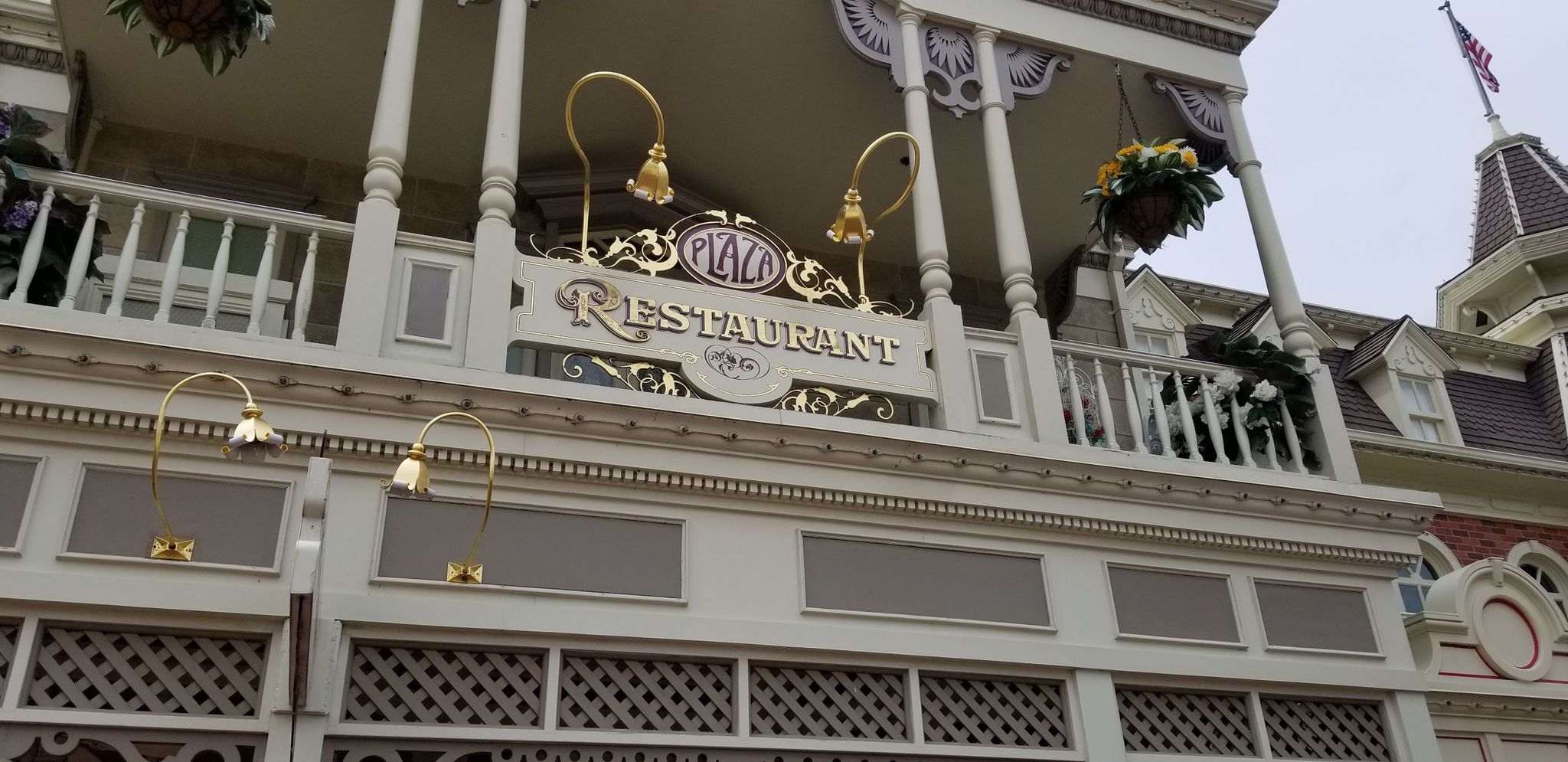 The Plaza Restaurant in the Magic Kingdom Has an Updated Menu