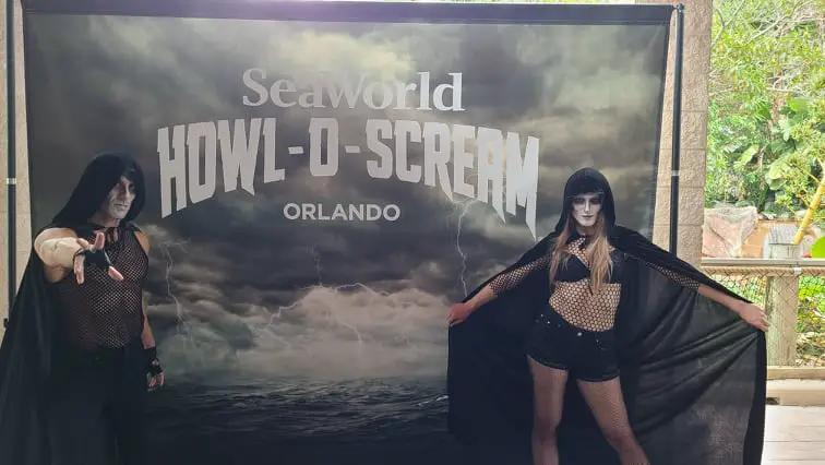 Howl-O-Scream coming to Sea World Orlando