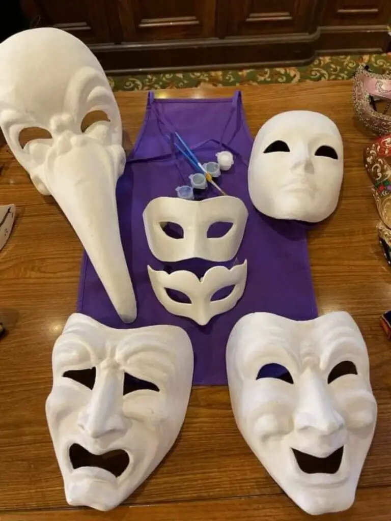 Paint your own Mask now at Epcot's Italy Pavilion