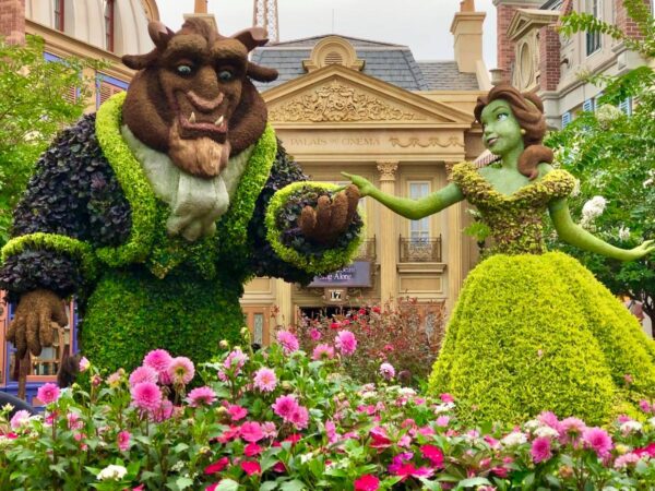 Beauty and the Beast topiary in EPCOT’s France Pavilion