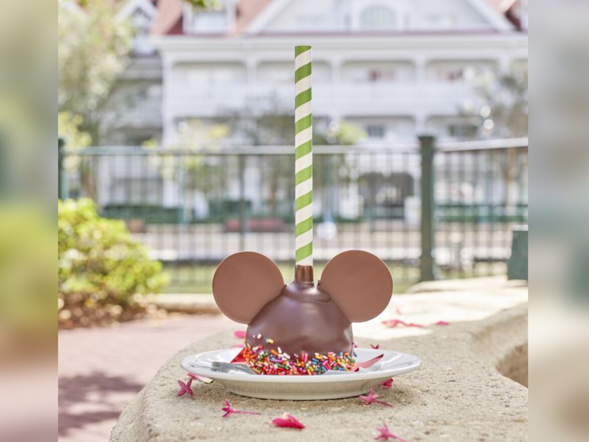 Mickey Cake Pops To Brighten Your Day!