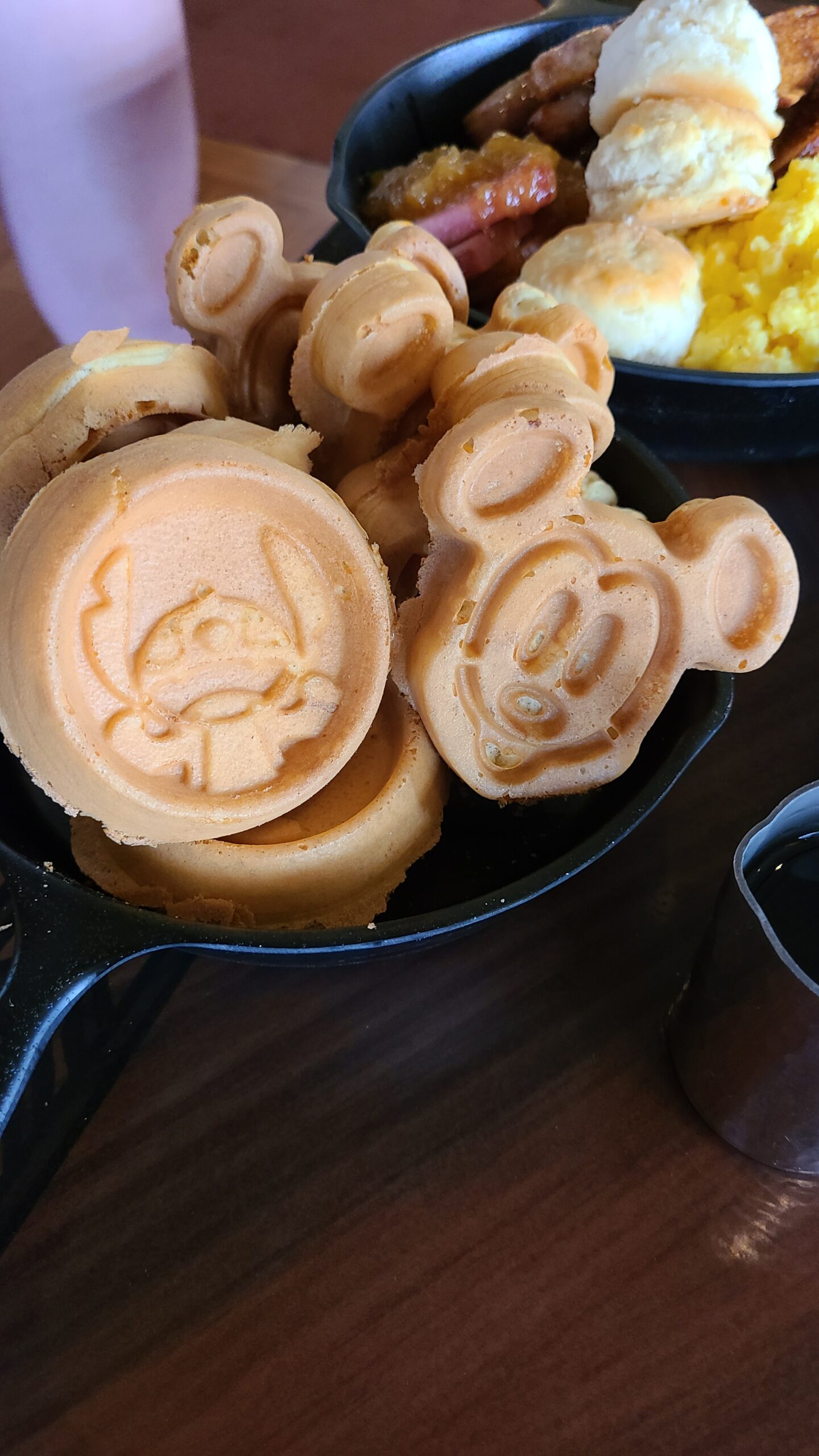 Ohana Breakfast Is Back At Disney's Polynesian Resort! | Chip And Company