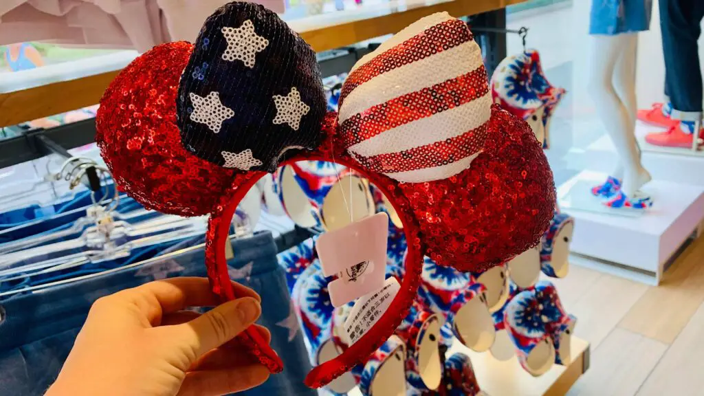 Beautiful Americana Minnie Ears For The 4th of July