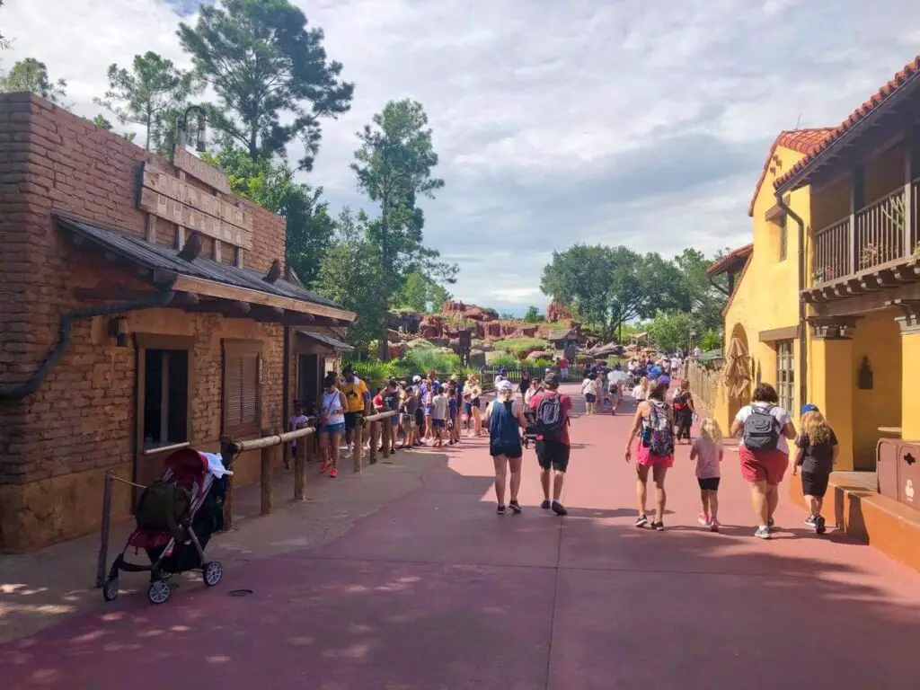 Golden Oak Outpost in the Magic Kingdom has reopened