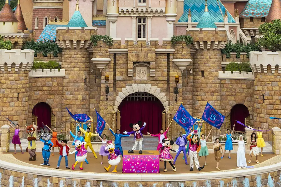 Hong Kong Disneyland Resort Celebrates International Friendship Day on July 30