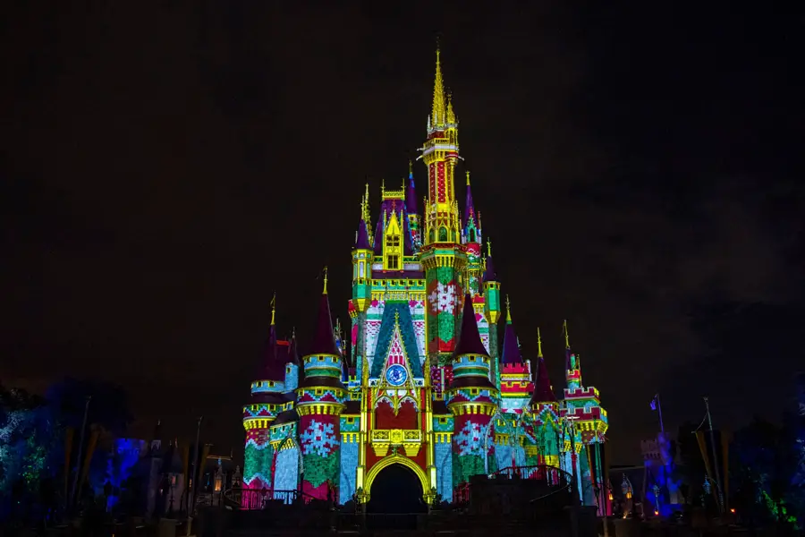 2021 Holiday Season Returns to Walt Disney World Resort!