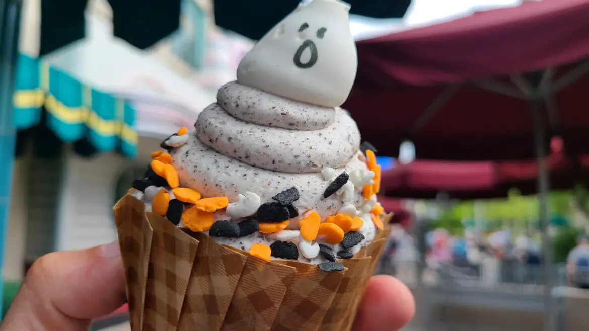 Spooky Ghost Cupcake from Backlot Express is a frighteningly cute treat