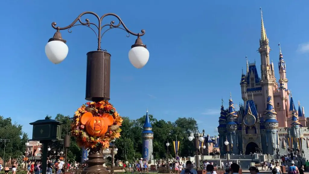 Halloween Decorations & Merchandise added to the Magic Kingdom just in time for Boo Bash