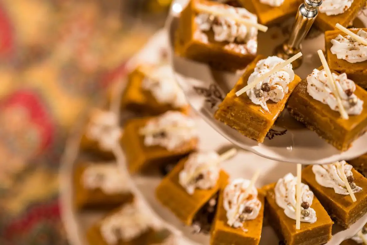 These Super Tasty Pumpkin Bars Are A Must Have This Fall Season!