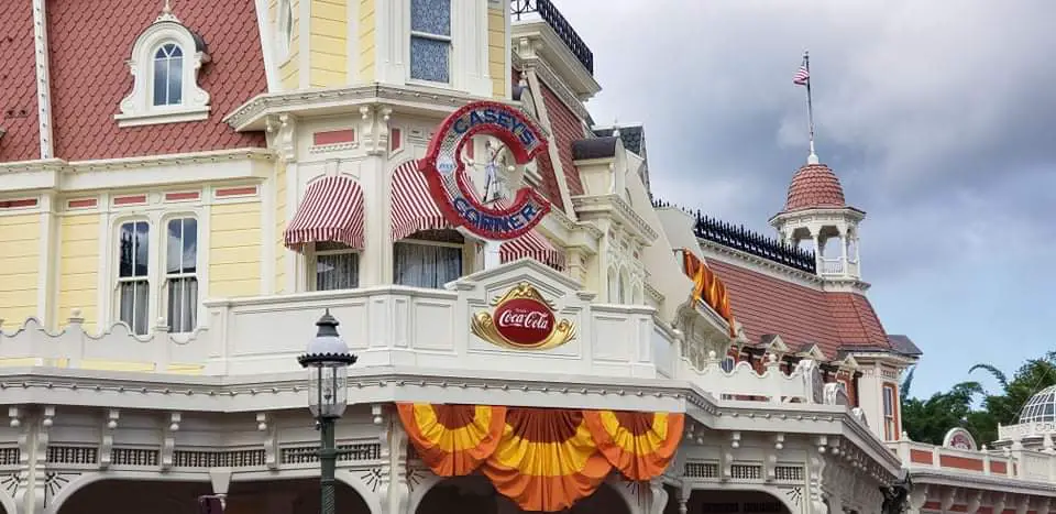 Fall Decorations have returned to the Magic Kingdom