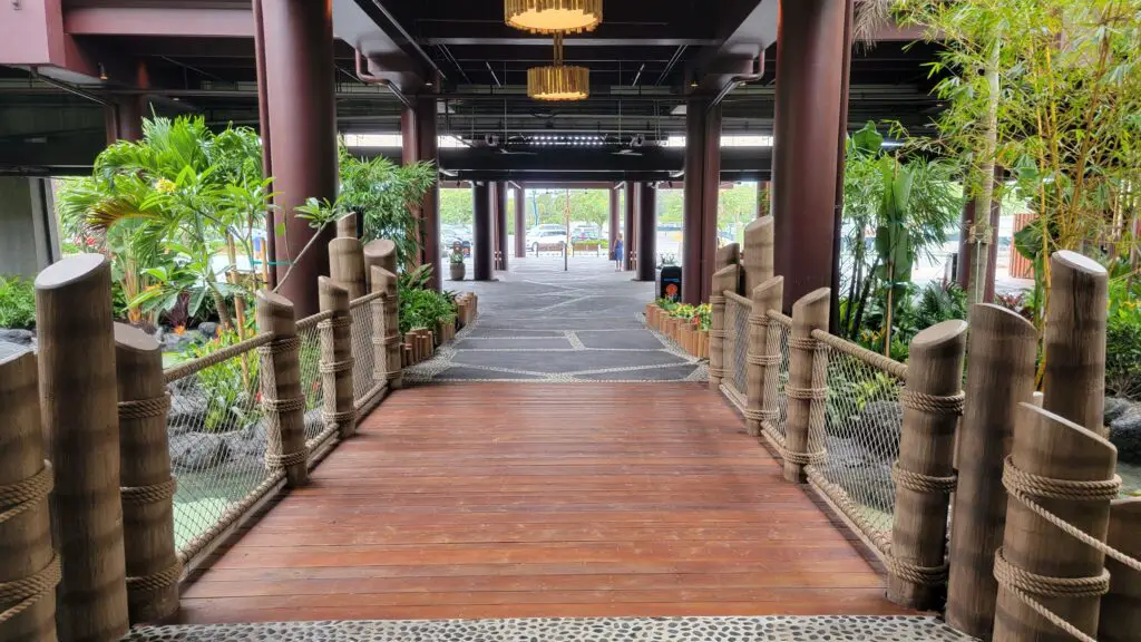 Disney's Polynesian Village Resort Entrance makeover is complete