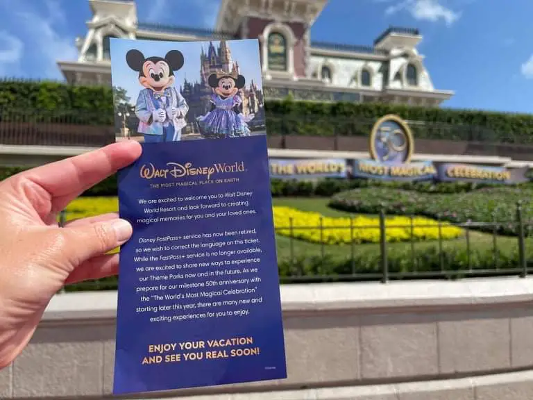 Disney handing out information about upcoming fastpass changes