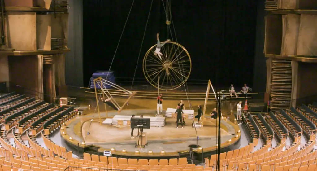 Behind the scenes look at Cirque du Soleil's new show Drawn to Life