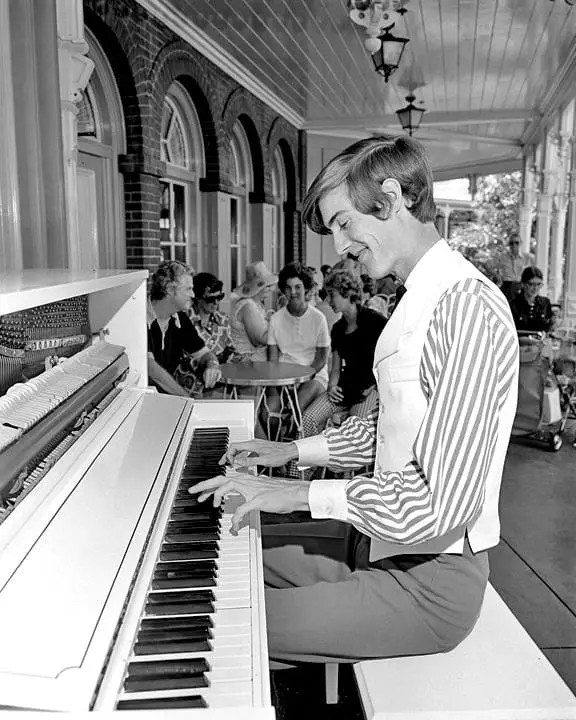 One of the Original Casey's Corner pianists returning for Disney World 50th Anniversary