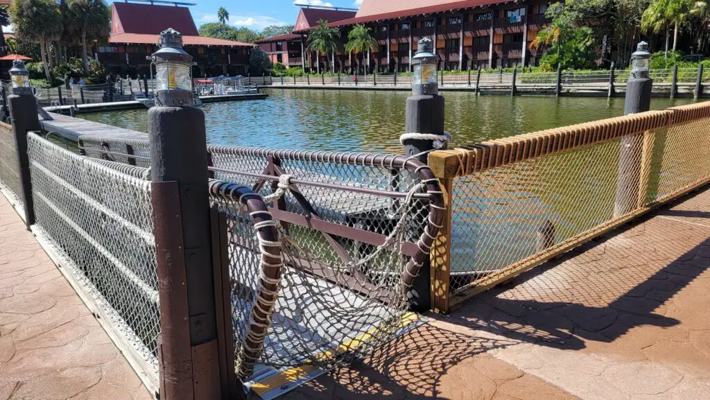 Rail replacement at Disney's Polynesian Resort underway
