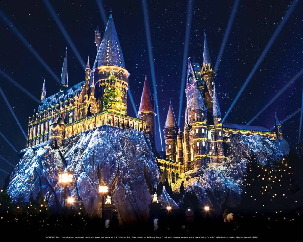 Christmas in The Wizarding World of Harry Potter and Grinchmas return to Universal Hollywood