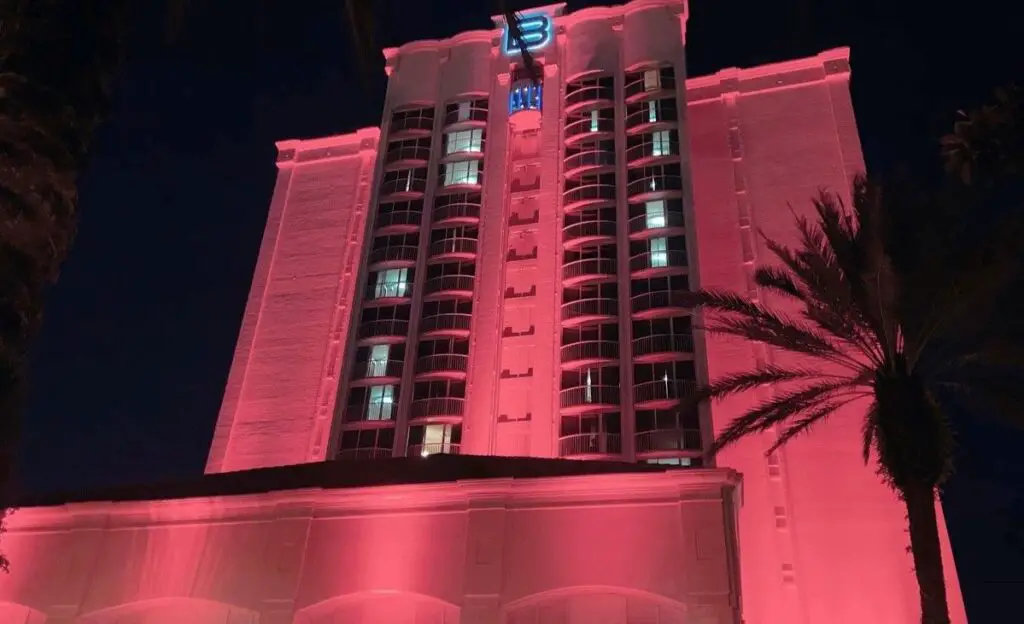 B Resort & Spa in Orlando Lights Up Pink for Breast Cancer Awareness Month