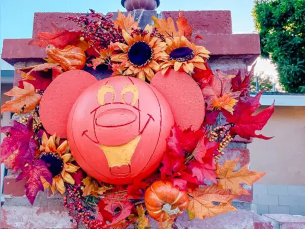 Mickey Pumpkin Wreath