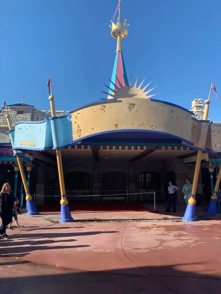 Sign removed from Mickey's PhilharMagic in the Magic Kingdom