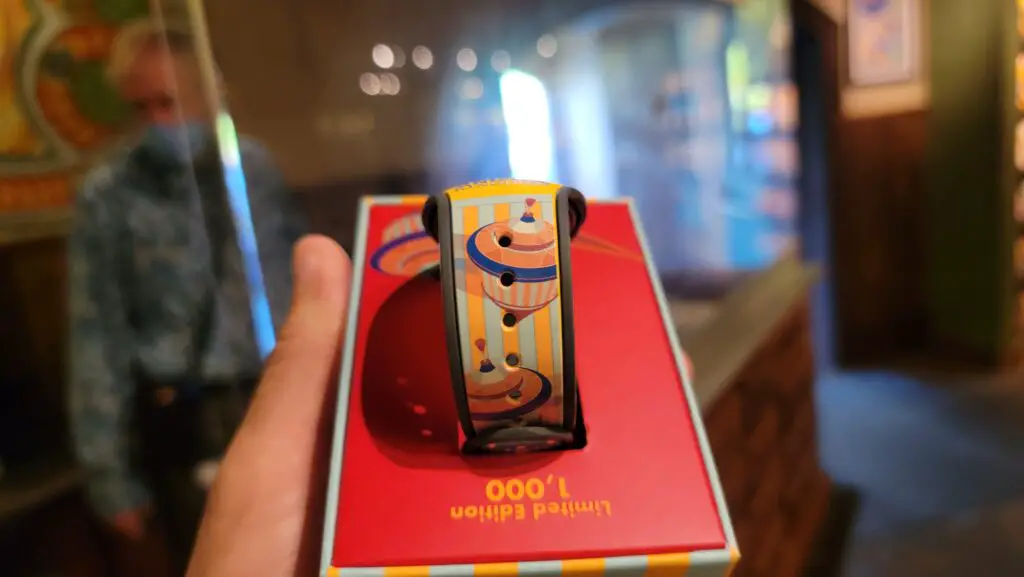 New limited edition Triceratop Spin Magic Band spotted in the Animal Kingdom