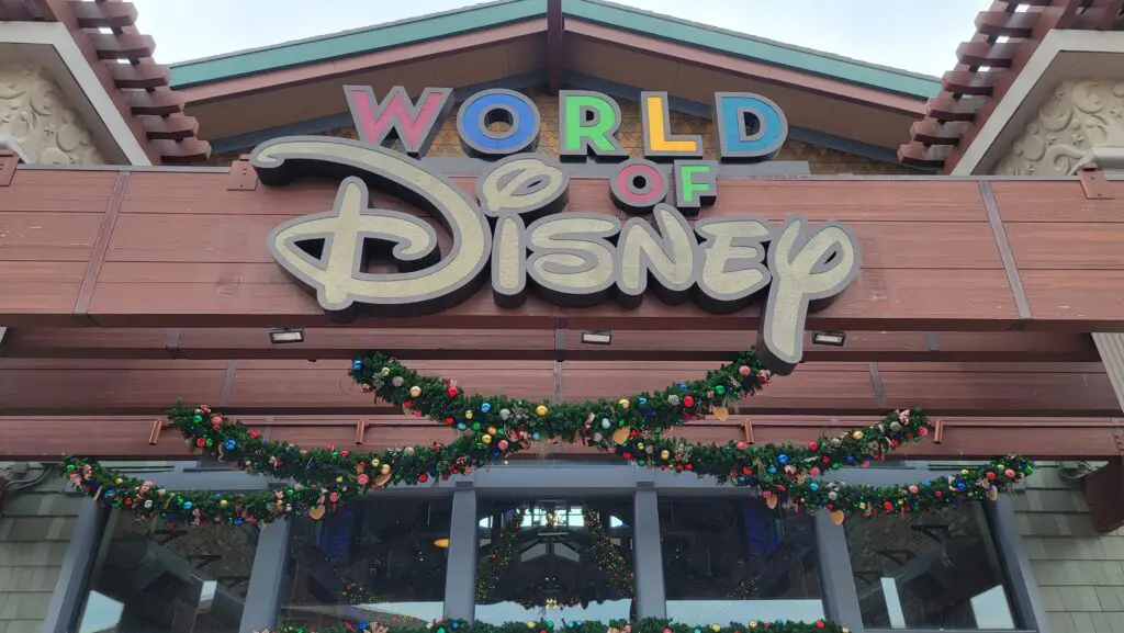 Disney Gossip: Disney Cracking down on reselling of park merchandise