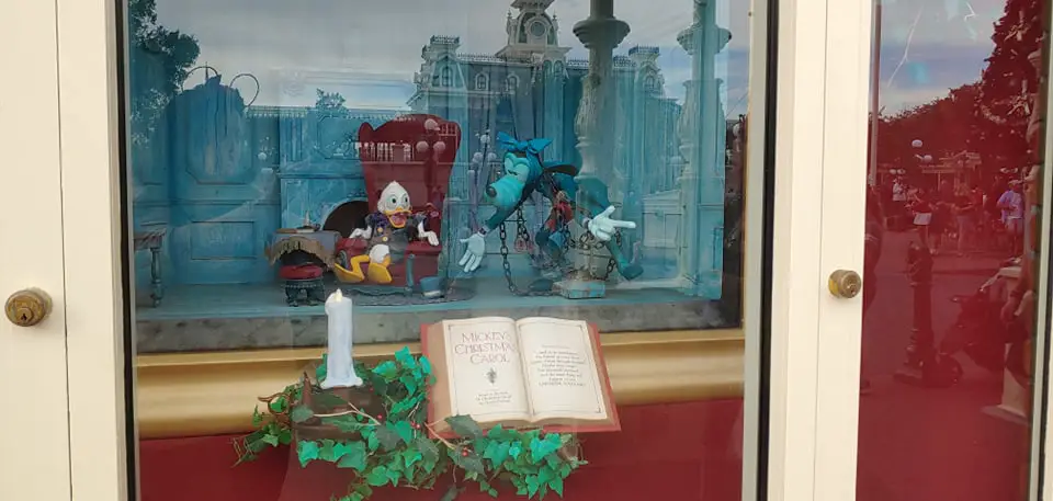 Mickey’s Christmas Carol Window Displays are now on Main Street USA