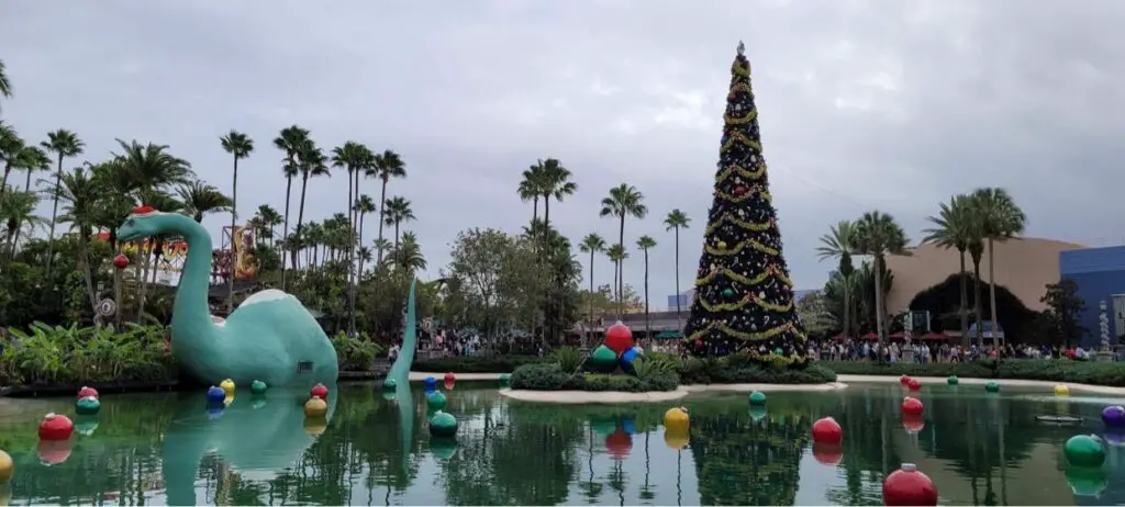 More Theme Park Reservations have been released for the Holidays