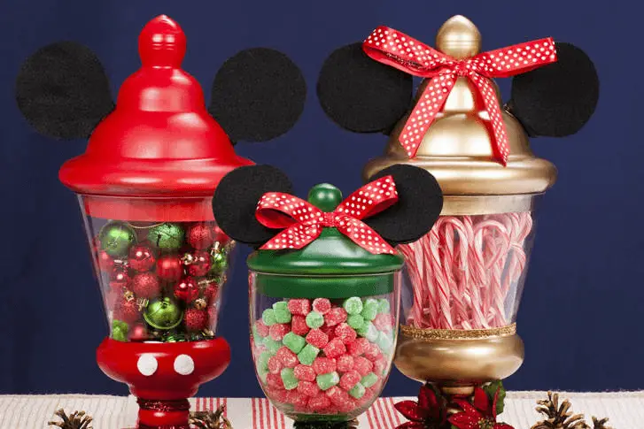 These Mickey And Minnie Candy Jar Centerpieces Are The Perfect Holiday Decor!