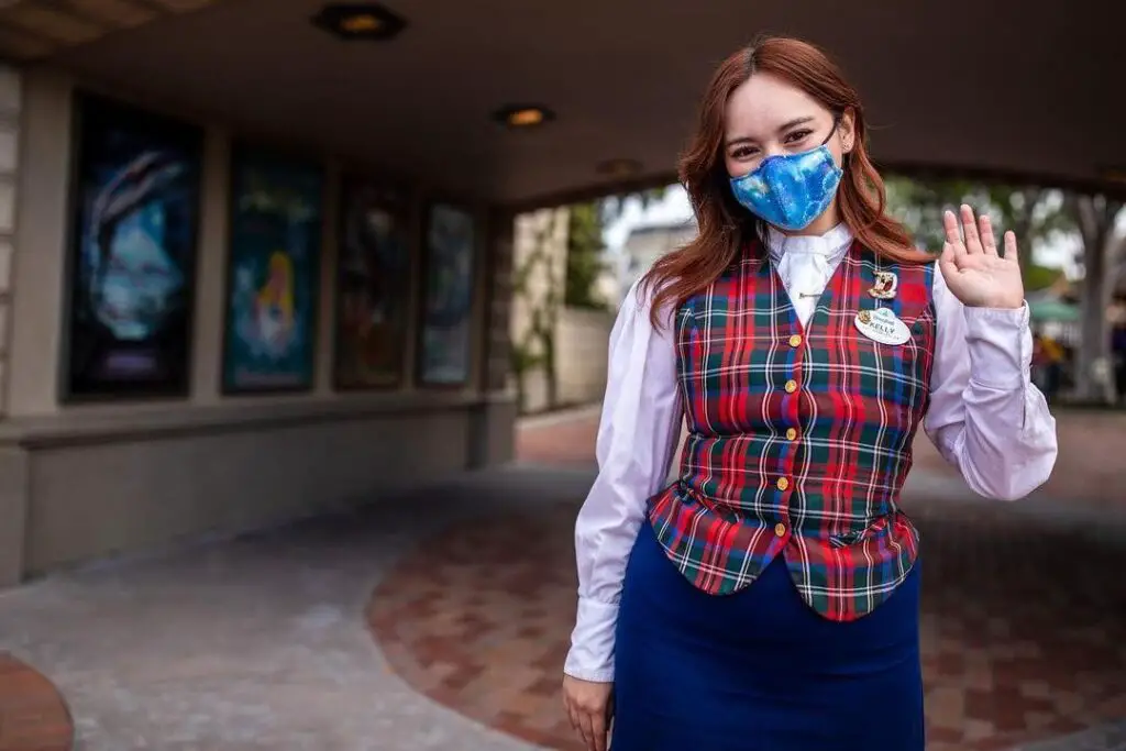 Face masks no longer needed indoors in Orange County for vaccinated people is Disney World next?