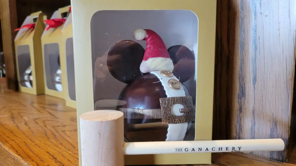 Santa Mickey Chocolate Piñata