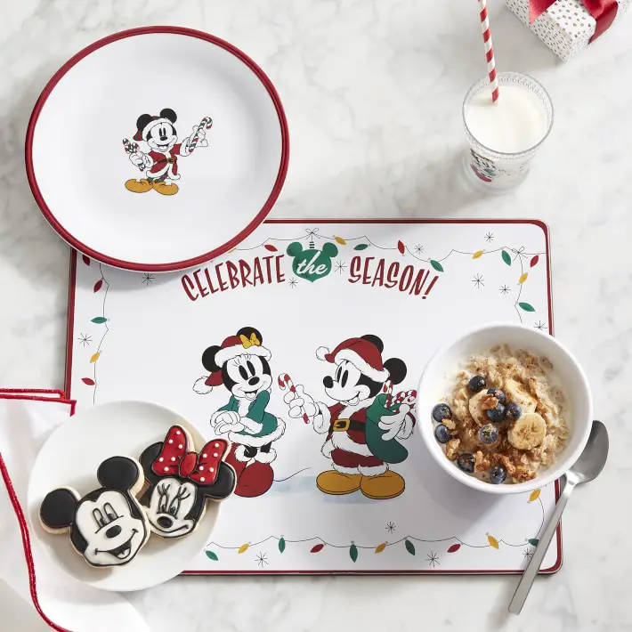 Celebrate the Holiday Season with Mickey And Minnie at Williams Sonoma