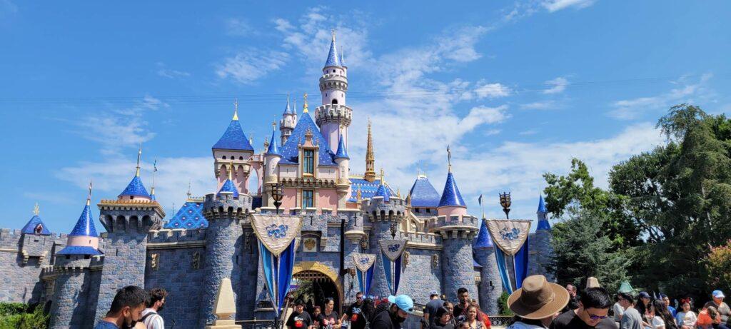 Disney World & Disneyland profits expected to rebound in 2022