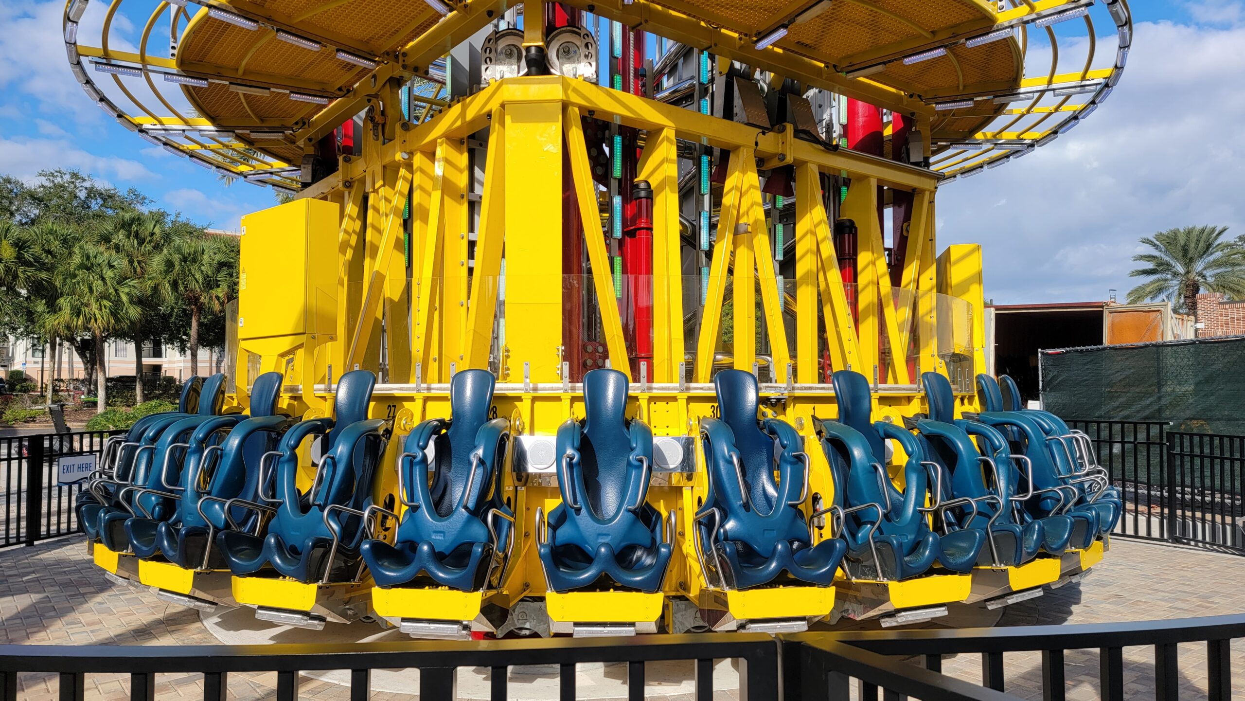 World’s Tallest Slingshot and Drop Tower Opens in Orlando's Icon Park ...